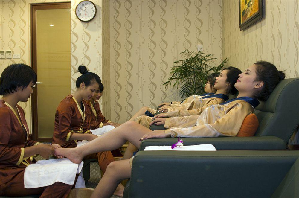 Aloha Halong Hotel Ha Long Zewnętrze zdjęcie