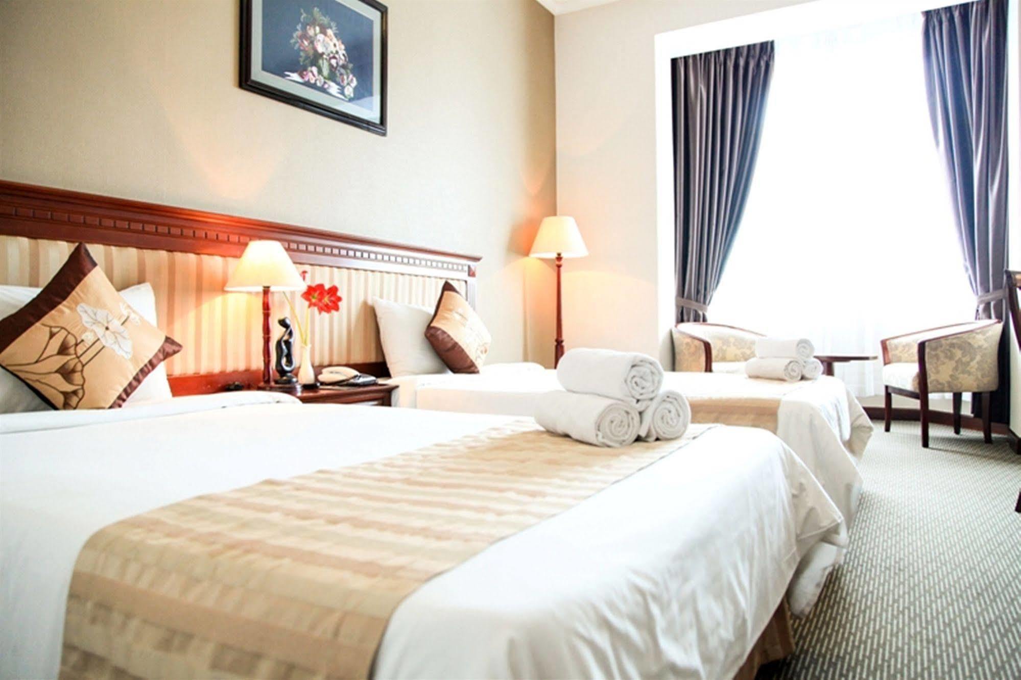 Aloha Halong Hotel Ha Long Zewnętrze zdjęcie