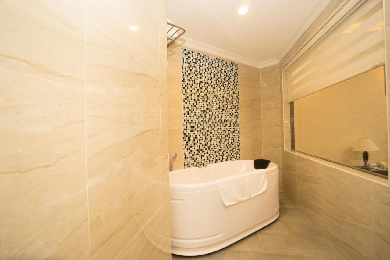 Aloha Halong Hotel Ha Long Zewnętrze zdjęcie