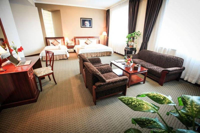 Aloha Halong Hotel Ha Long Zewnętrze zdjęcie